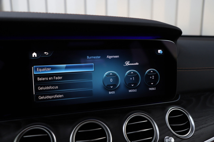 Mercedes-Benz E-Klasse 300de AMG Aut9 | 306PK | Pano | Sfeerverlichting | Memory | Burmester | Distronic | Multibeam | Standkachel | 2020.