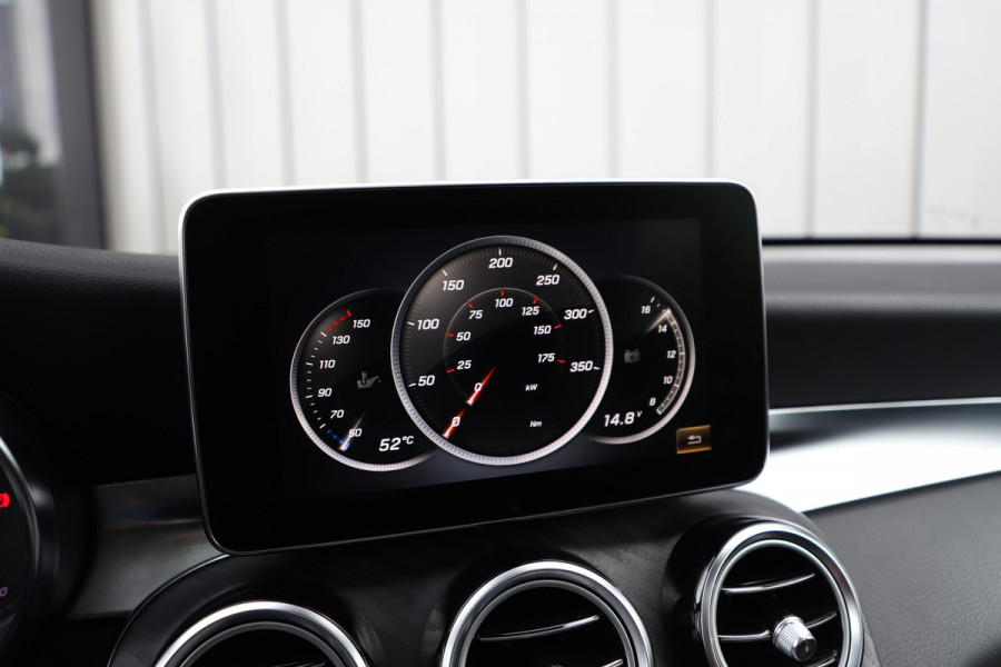 Mercedes-Benz GLC 250 4-Matic Aut9 | 211PK | Luchtvering | Sfeerverlichting | Head-up | Distronic | Pano | Stoelverw. | Camera | Trekhaak | 2017.