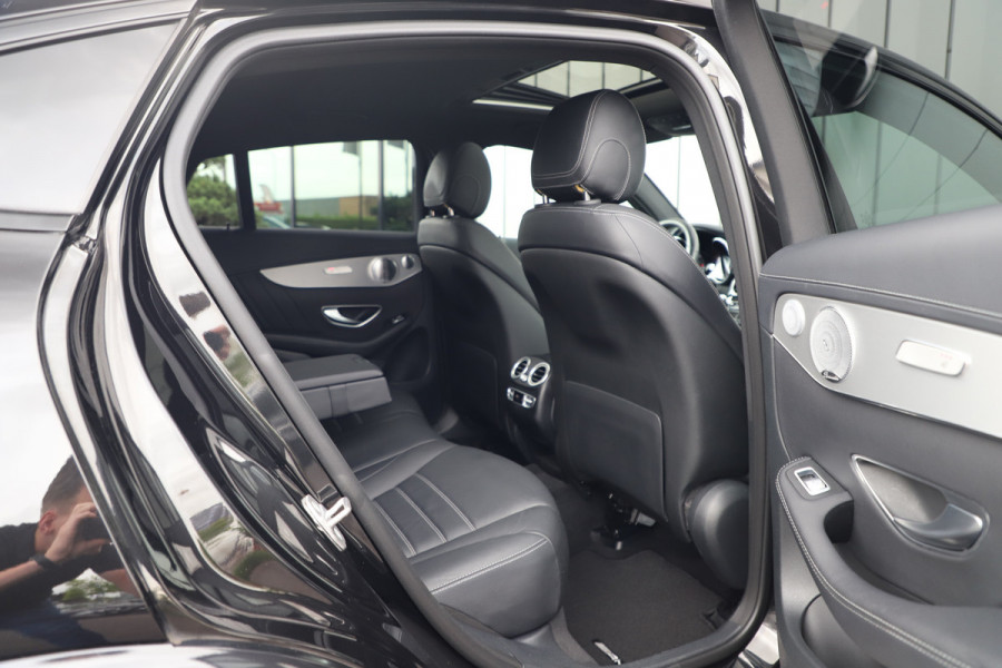 Mercedes-Benz GLC Coupé AMG 43 4-Matic | 367PK | Luchtvering | Head-up | Keyles-go | Schuifdak | Sfeerverlichting | Distronic | Burmester | ILS |