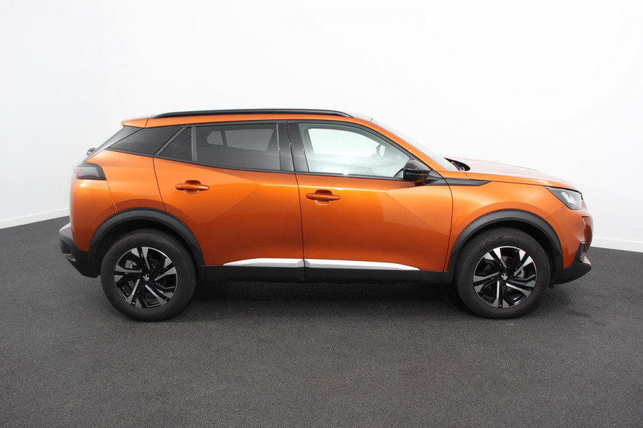 Peugeot 2008 1.2 PureTech 130pk Automaat Allure Navigatie Climate Control Dab Led Lichtmetalen Velgen Parkeer sensoren Cruise Control