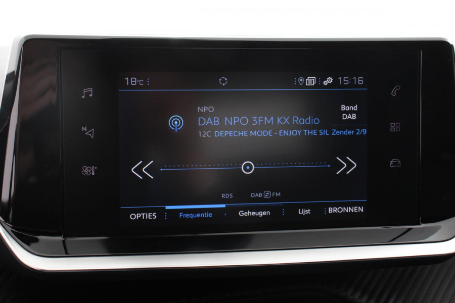 Peugeot 2008 1.2 PureTech 130pk Automaat Allure Navigatie Climate Control Dab Led Lichtmetalen Velgen Parkeer sensoren Cruise Control