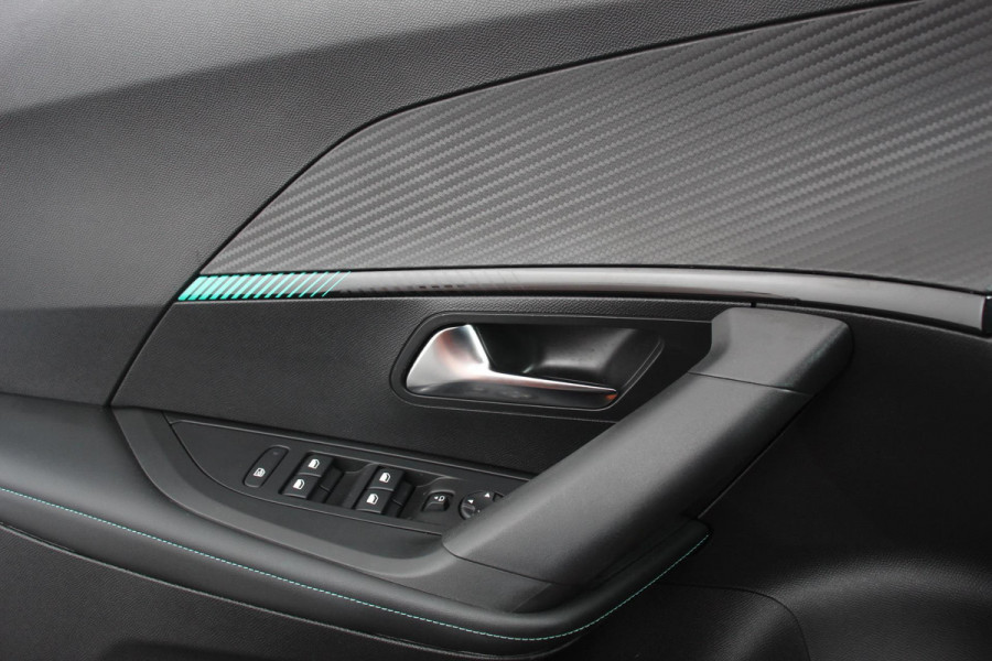 Peugeot 2008 1.2 PureTech 130pk Automaat Allure Navigatie Climate Control Dab Led Lichtmetalen Velgen Parkeer sensoren Cruise Control