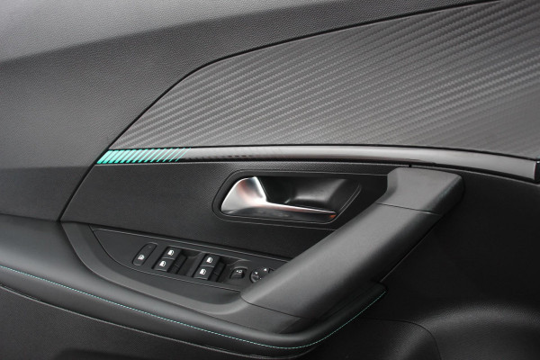 Peugeot 2008 1.2 PureTech 130pk Automaat Allure Navigatie Climate Control Dab Led Lichtmetalen Velgen Parkeer sensoren Cruise Control