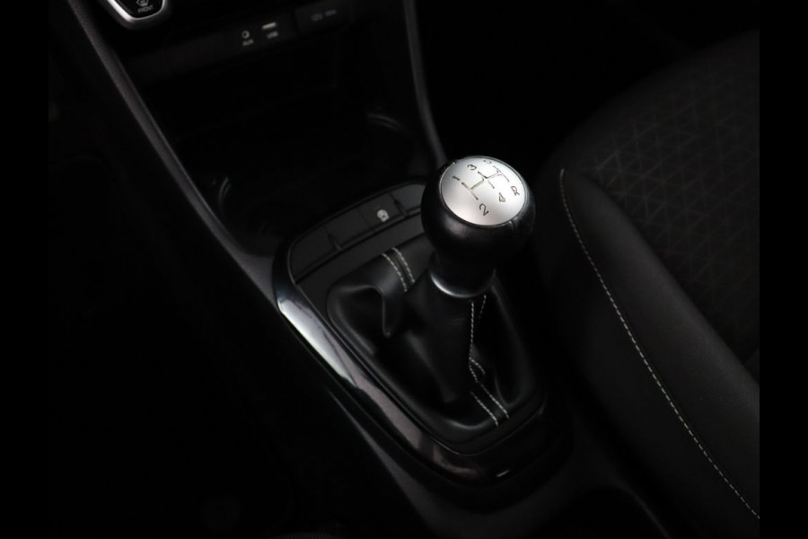 Kia Picanto 1.0 CVVT First Edition - Airco - Navigatie - Camera - Cruise Control - Bluetooth - LM-velgen - 12 maanden BOVAG-garantie