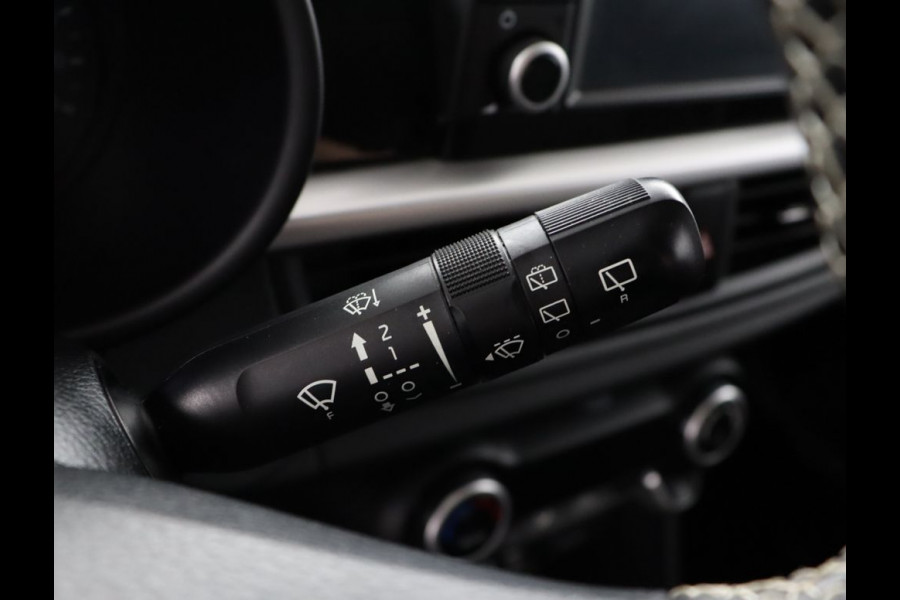Kia Picanto 1.0 CVVT First Edition - Airco - Navigatie - Camera - Cruise Control - Bluetooth - LM-velgen - 12 maanden BOVAG-garantie