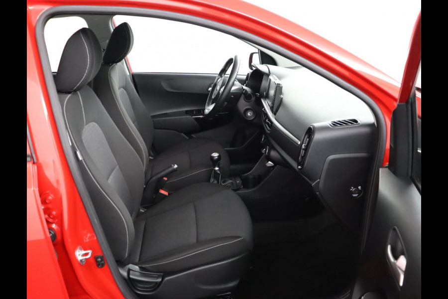 Kia Picanto 1.0 CVVT First Edition - Airco - Navigatie - Camera - Cruise Control - Bluetooth - LM-velgen - 12 maanden BOVAG-garantie