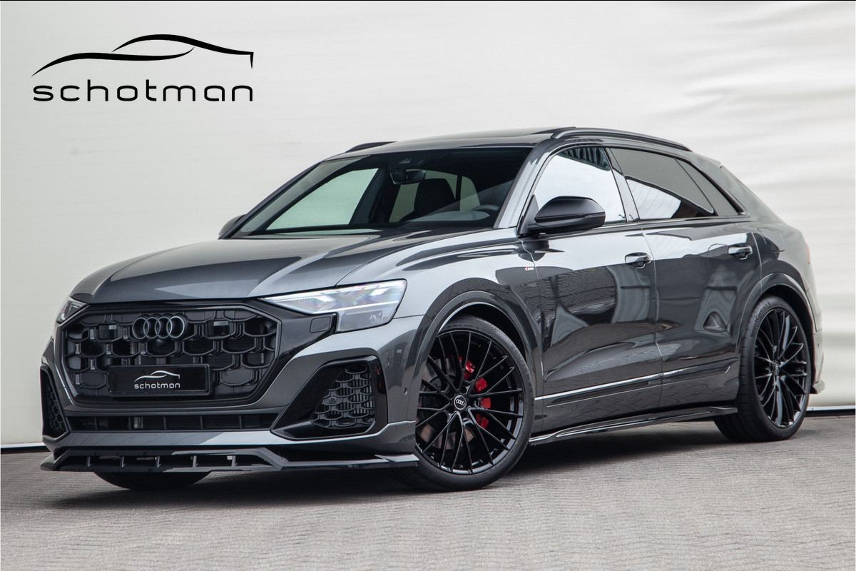 Audi Q8 60 TFSI e quattro Competition Pano, Aero-pack, RS stoelen, Carbon, 23" Audi Q8 60 TFSI e quattro Competition Pano, Aero-pack, RS stoelen, Carbon, 23"