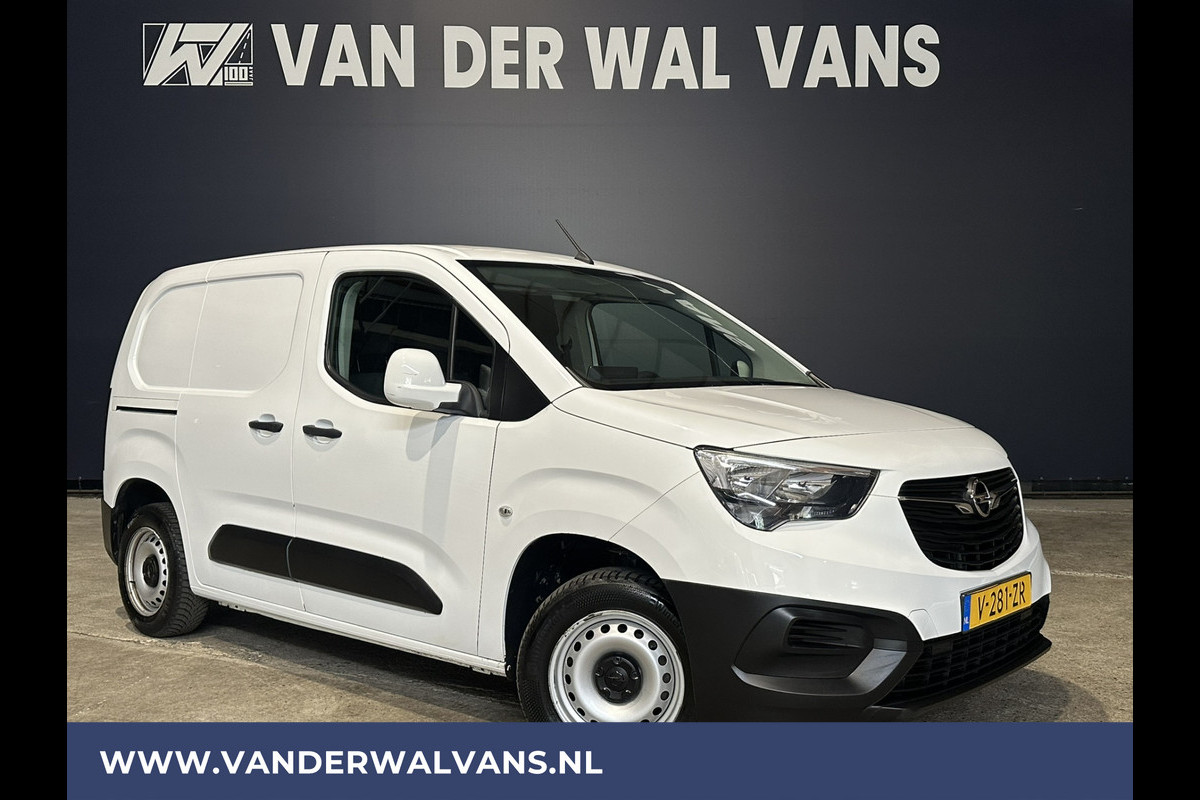 Opel Combo 1.6D 100pk L1H1 Euro6 Airco | 3-Zits | Navigatie | Apple Carplay | Android Auto | Cruisecontrol Trekhaak, Parkeersensoren, Bijrijdersbank Opel Combo 1.6D 100pk L1H1 Euro6 Airco | 3-Zits | Navigatie | Apple Carplay | Android Auto | Cruisecontrol Trekhaak, Parkeersensoren, Bijrijdersbank