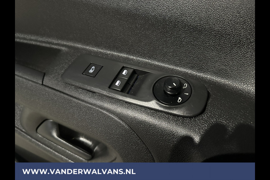 Opel Combo 1.6D 100pk L1H1 Euro6 Airco | 3-Zits | Navigatie | Apple Carplay | Android Auto | Cruisecontrol Trekhaak, Parkeersensoren, Bijrijdersbank