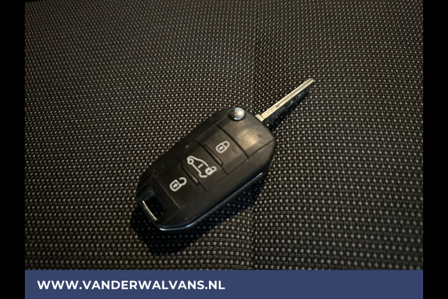 Opel Combo 1.6D 100pk L1H1 Euro6 Airco | 3-Zits | Navigatie | Apple Carplay | Android Auto | Cruisecontrol Trekhaak, Parkeersensoren, Bijrijdersbank