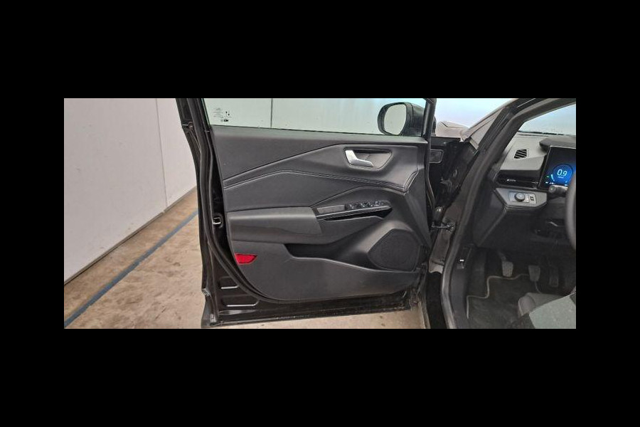 Ford Puma 1.0 EcoBoost Hybrid Titanium 125pk | Winterpack | Sync 4 Navigatie | Elek. achterklep | Keyless | Comfort Pack