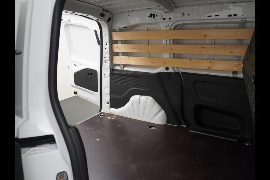 Opel Combo 1.5D L1H1 Navi Apple/Android Airco Pdc SchuifdeurRechts CruiseControl Elek.Ramen Dab Bluetooth Mistlampen Regensensor Aut.Verlichting Volledig Betimmerde Laadbak Edition