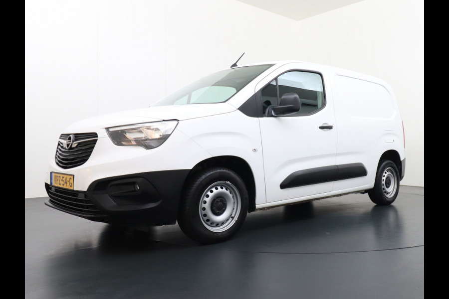 Opel Combo 1.5D L1H1 Navi Apple/Android Airco Pdc SchuifdeurRechts CruiseControl Elek.Ramen Dab Bluetooth Mistlampen Regensensor Aut.Verlichting Volledig Betimmerde Laadbak Edition