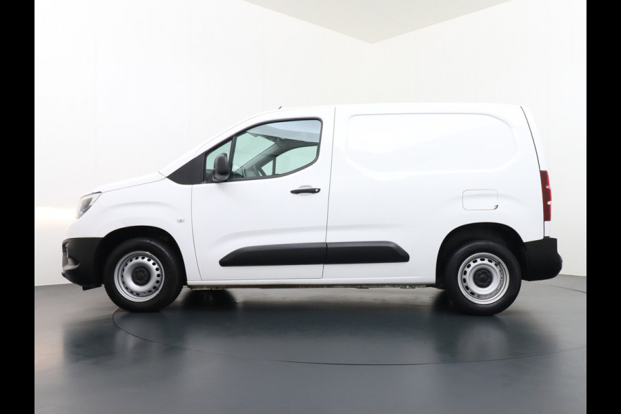 Opel Combo 1.5D L1H1 Navi Apple/Android Airco Pdc SchuifdeurRechts CruiseControl Elek.Ramen Dab Bluetooth Mistlampen Regensensor Aut.Verlichting Volledig Betimmerde Laadbak Edition