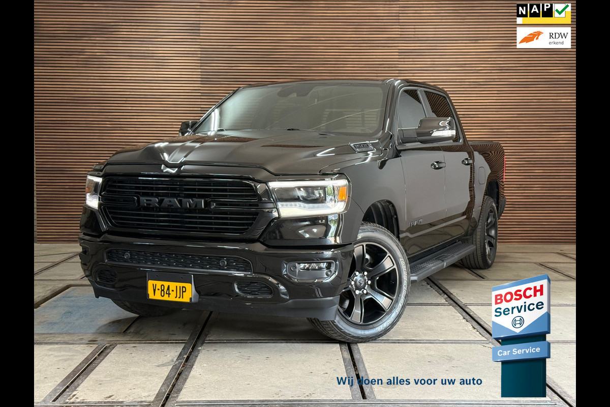 Dodge Ram 1500 5.7 V8 4x4 Crew Cab Sport | Full BLACK | Camera | ALPINE | Soft Cover | Apple Carplay | Cruise | Dodge Ram 1500 5.7 V8 4x4 Crew Cab Sport | Full BLACK | Camera | ALPINE | Soft Cover | Apple Carplay | Cruise |