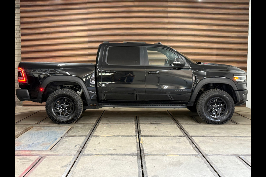 Dodge Ram 1500 6.2 V8 4x4 Crew Cab TRX | 712PK! | Supercharger | LaunchControl | PANO | Nieuwstaat | KANON | incl. Gasinstallatie