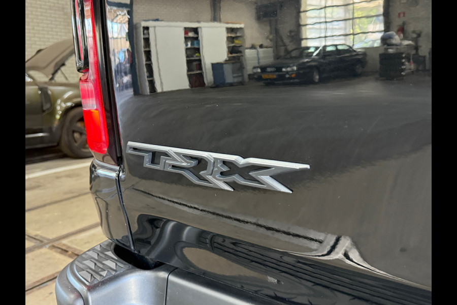 Dodge Ram 1500 6.2 V8 4x4 Crew Cab TRX | 712PK! | Supercharger | LaunchControl | PANO | Nieuwstaat | KANON | incl. Gasinstallatie