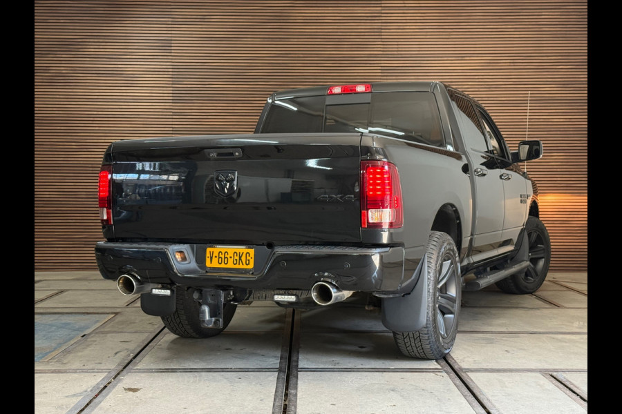 Dodge Ram 1500 5.7 V8 4x4 Crew Cab 5'7 Sport | Full option | Pano | LUCHT | LEDBAR | Hard Cover | Camera | Trekhaak |