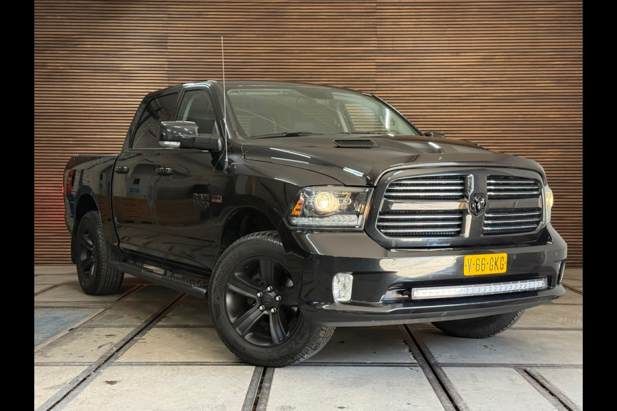 Dodge Ram 1500 5.7 V8 4x4 Crew Cab 5'7 Sport | Full option | Pano | LUCHT | LEDBAR | Hard Cover | Camera | Trekhaak |