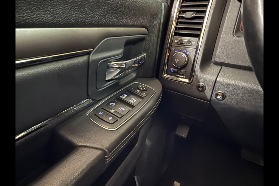 Dodge Ram 1500 5.7 V8 4x4 Crew Cab 5'7 Sport | Full option | Pano | LUCHT | LEDBAR | Hard Cover | Camera | Trekhaak |