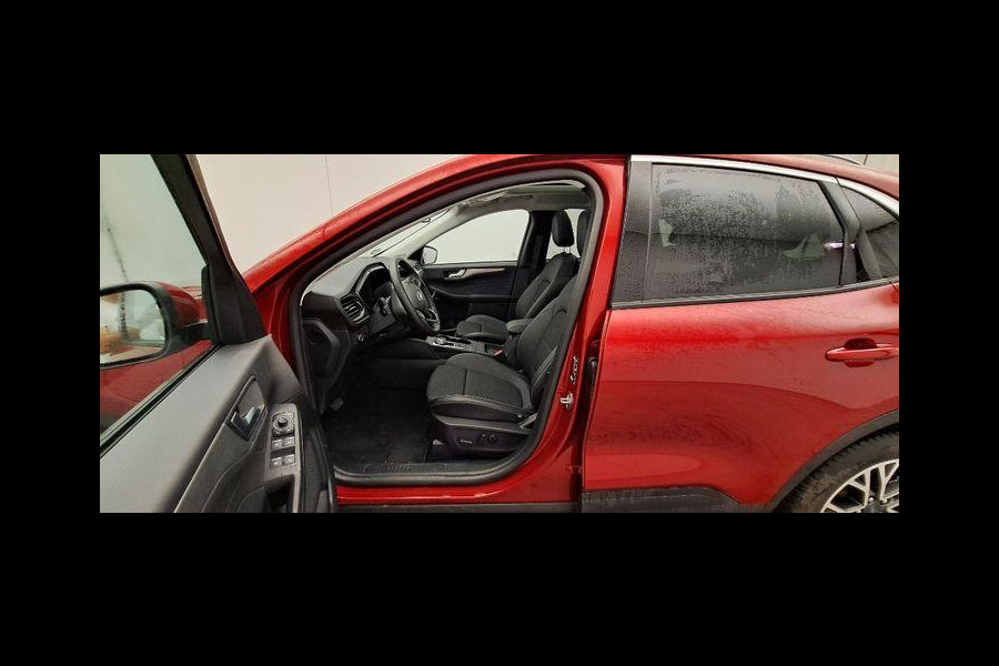 Ford Kuga 2.5 PHEV Titanium 225pk | Driver Assistance pack | Winterpack | Wegklapbare trekhaak | Panoramadak | AGR Stoelen | Technology pack | 18 inch Licht metaal | All Weather Banden