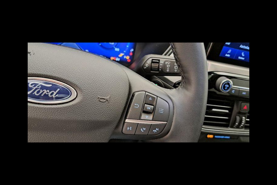 Ford Kuga 2.5 PHEV Titanium 225pk | Driver Assistance pack | Winterpack | Wegklapbare trekhaak | Panoramadak | AGR Stoelen | Technology pack | 18 inch Licht metaal | All Weather Banden
