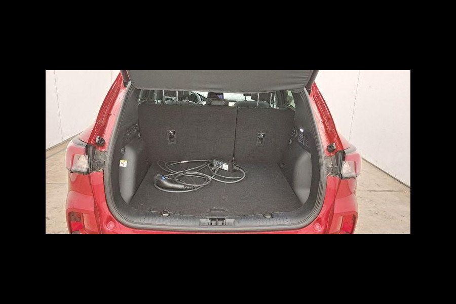 Ford Kuga 2.5 PHEV Titanium 225pk | Driver Assistance pack | Winterpack | Wegklapbare trekhaak | Panoramadak | AGR Stoelen | Technology pack | 18 inch Licht metaal | All Weather Banden
