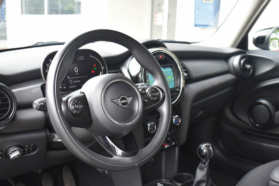 MINI Mini 1.5 Cooper Chili | XENON | CARPLAY | NAVI | KEYLESS | 1e EIGENAAR | NL AUTO