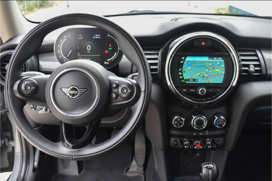 MINI Mini 1.5 Cooper Chili | XENON | CARPLAY | NAVI | KEYLESS | 1e EIGENAAR | NL AUTO