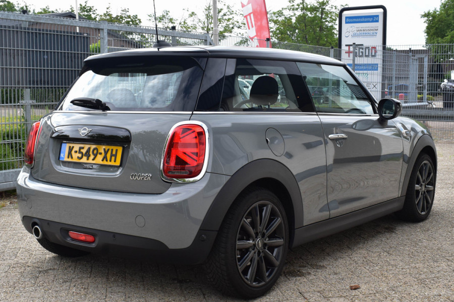 MINI Mini 1.5 Cooper Chili | XENON | CARPLAY | NAVI | KEYLESS | 1e EIGENAAR | NL AUTO