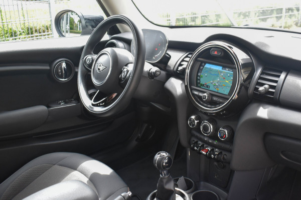 MINI Mini 1.5 Cooper Chili | XENON | CARPLAY | NAVI | KEYLESS | 1e EIGENAAR | NL AUTO