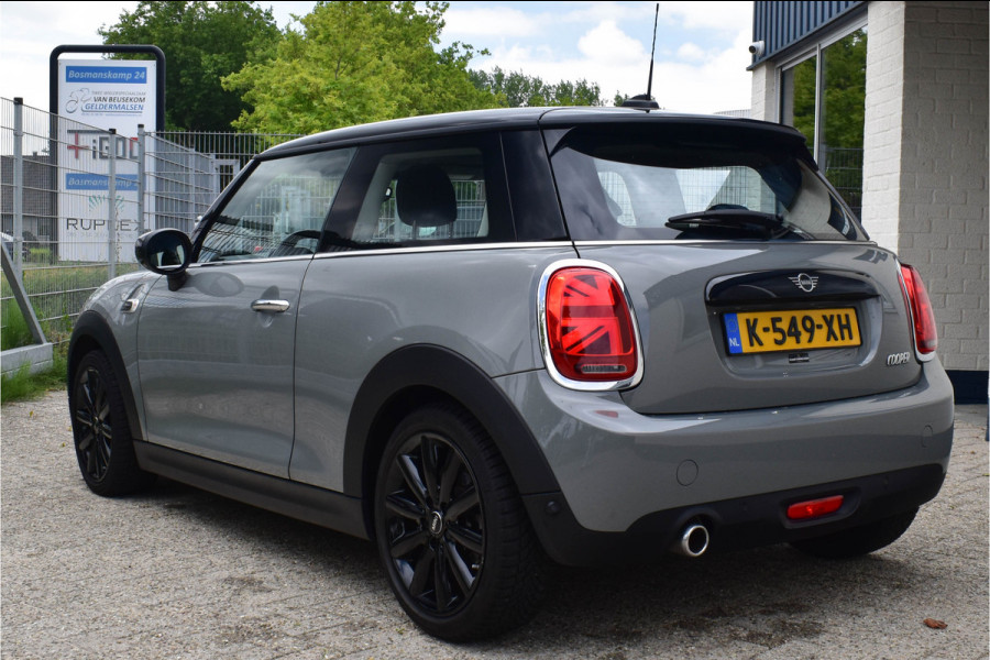 MINI Mini 1.5 Cooper Chili | XENON | CARPLAY | NAVI | KEYLESS | 1e EIGENAAR | NL AUTO