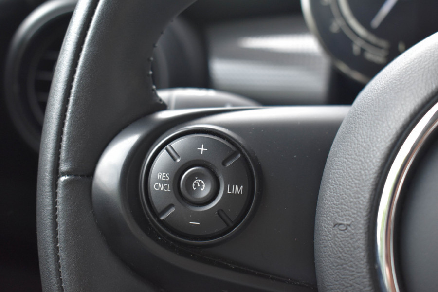 MINI Mini 1.5 Cooper Chili | XENON | CARPLAY | NAVI | KEYLESS | 1e EIGENAAR | NL AUTO