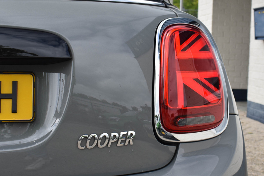 MINI Mini 1.5 Cooper Chili | XENON | CARPLAY | NAVI | KEYLESS | 1e EIGENAAR | NL AUTO