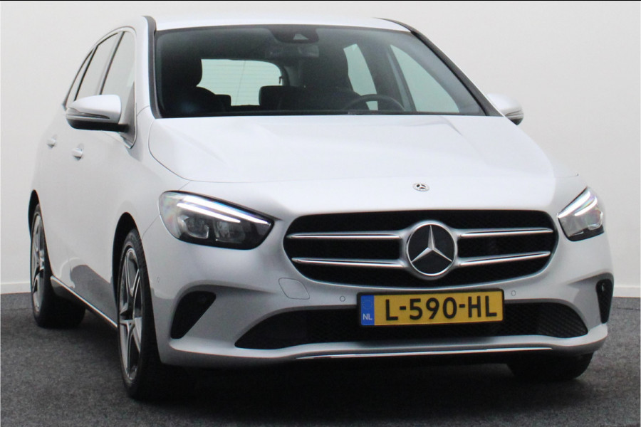 Mercedes-Benz B-Klasse 180 Launch Edition AMG Line Automaat Virtual Cockpit, LED, Apple Carplay, Camera, PDC, 18"