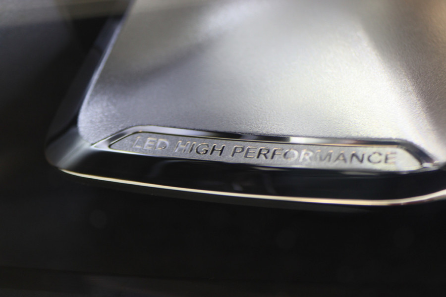 Mercedes-Benz B-Klasse 180 Launch Edition AMG Line Automaat Virtual Cockpit, LED, Apple Carplay, Camera, PDC, 18"