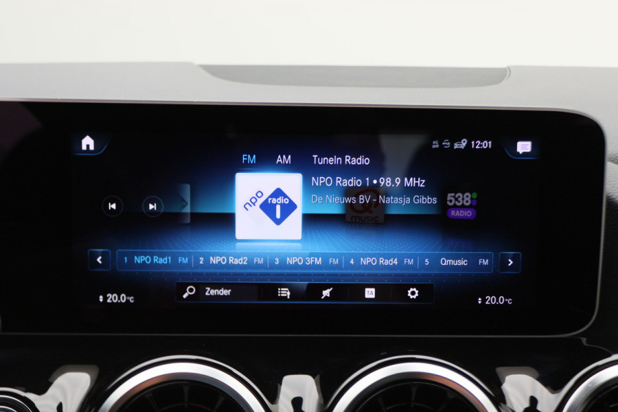 Mercedes-Benz B-Klasse 180 Launch Edition AMG Line Automaat Virtual Cockpit, LED, Apple Carplay, Camera, PDC, 18"