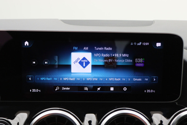 Mercedes-Benz B-Klasse 180 Launch Edition AMG Line Automaat Virtual Cockpit, LED, Apple Carplay, Camera, PDC, 18"