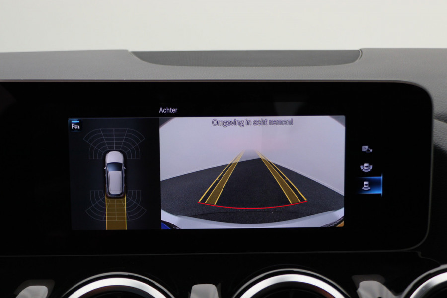 Mercedes-Benz B-Klasse 180 Launch Edition AMG Line Automaat Virtual Cockpit, LED, Apple Carplay, Camera, PDC, 18"