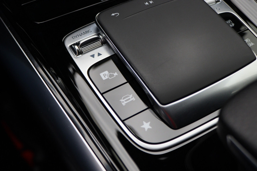 Mercedes-Benz B-Klasse 180 Launch Edition AMG Line Automaat Virtual Cockpit, LED, Apple Carplay, Camera, PDC, 18"