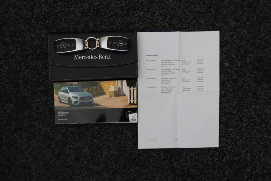 Mercedes-Benz B-Klasse 180 Launch Edition AMG Line Automaat Virtual Cockpit, LED, Apple Carplay, Camera, PDC, 18"