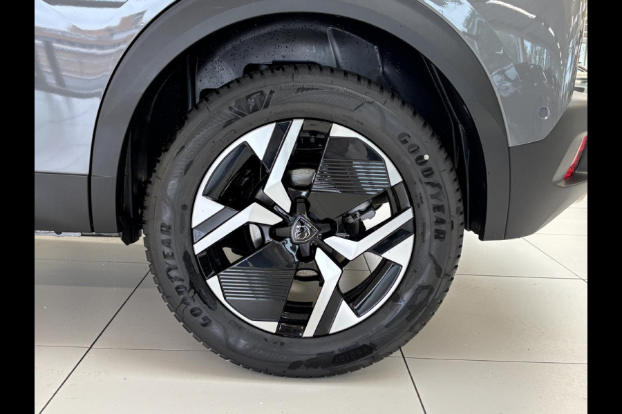 Peugeot 2008 1.2 Hybrid 145 GT Automaat | Elektrisch verstelbare bestuurdersstoel | Stoelverwarming | Massage | 4-seizoensbanden | 360 Camera | Navigatie | Adaptieve cruise control