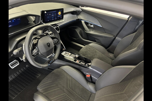 Peugeot 2008 1.2 Hybrid 145 GT Automaat | Elektrisch verstelbare bestuurdersstoel | Stoelverwarming | Massage | 4-seizoensbanden | 360 Camera | Navigatie | Adaptieve cruise control