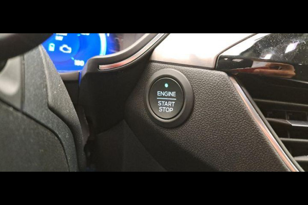 Ford Kuga 2.5 PHEV Titanium 225pk | Driver Assistance Pack | Winterpack | Technology Pack | AGR Stoelen | All Season banden Cross Climate