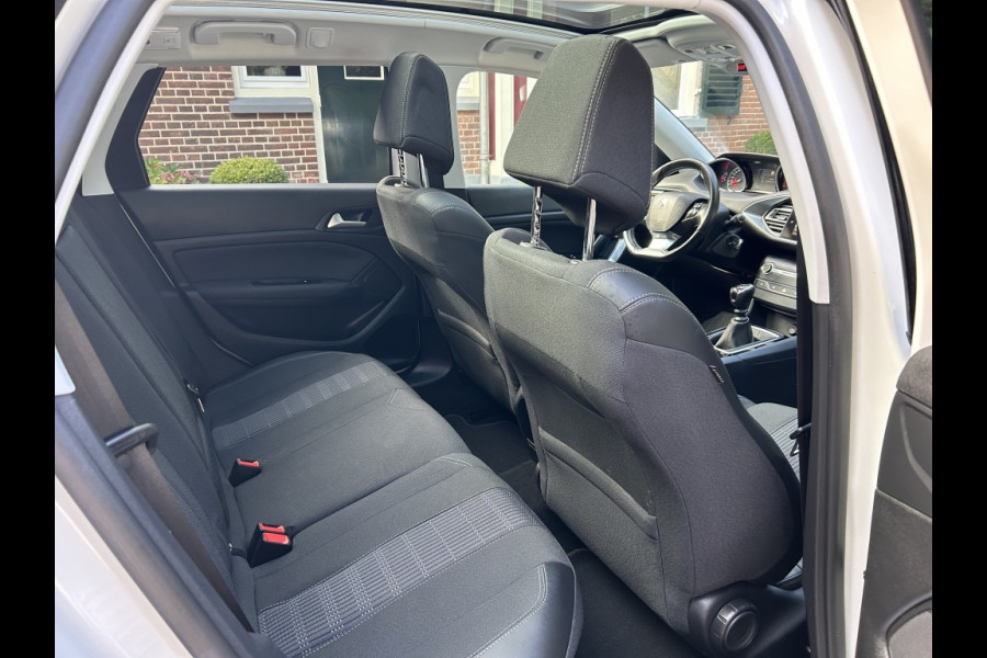 Peugeot 308 SW 1.2 PT Blue L. Ex Panodak, Navi, LMV, 1e Eigenaar