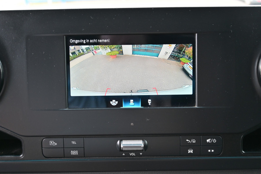 Mercedes-Benz Sprinter 316 CDI L2H1 RWD 3500kg Trekhaak, Led, MBUX met camera, Dodehoek assyst, Brake assyst,