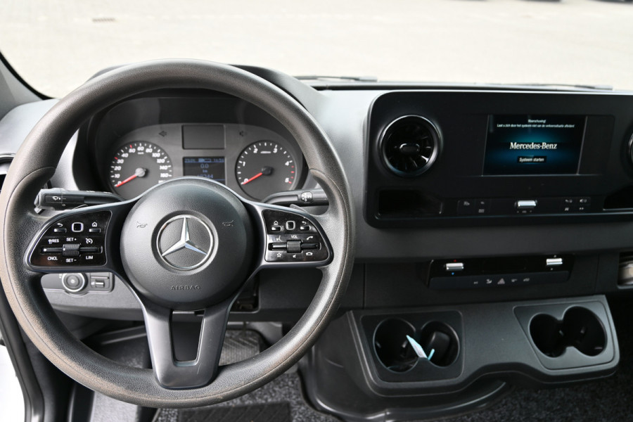 Mercedes-Benz Sprinter 316 CDI L2H1 RWD 3500kg Trekhaak, Led, MBUX met camera, Dodehoek assyst, Brake assyst,