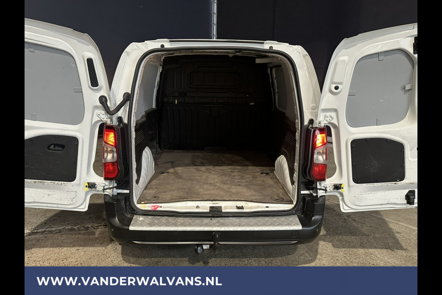 Opel Combo 1.6D 100pk L1H1 Euro6 Airco | 3-Zits | Navigatie | Apple Carplay | Android Auto | Cruisecontrol Trekhaak, Parkeersensoren, Bijrijdersbank