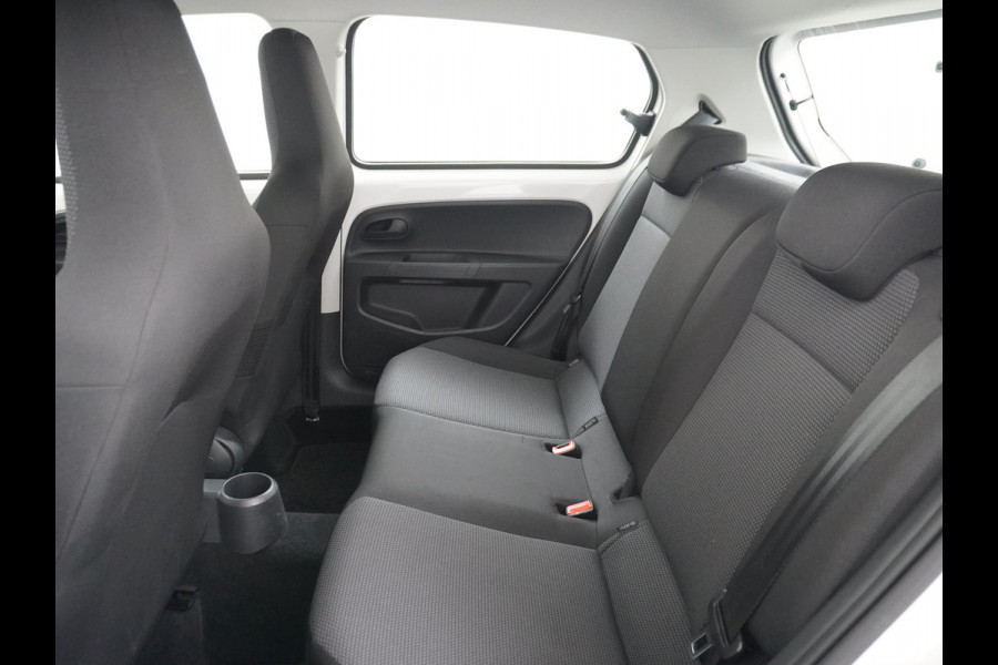 Škoda Citigo 1.0 CNG Bifuel Airco CruiseControl 5drs Bluetooth Isofix Greentech Led Aardgas Elek.Ramen Aut.Verlichting Start/Stop DealerOnderhouden Ambition NL-auto! Kosten per 100 km: CNG is goedkoop – bij een prijs van €1,20 per kg kost 100 km slechts €3,60 - €4,20  Belasting slechts 36 euro per maand!!
