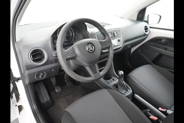 Škoda Citigo 1.0 CNG Bifuel Airco CruiseControl 5drs Bluetooth Isofix Greentech Led Aardgas Elek.Ramen Aut.Verlichting Start/Stop DealerOnderhouden Ambition NL-auto! Kosten per 100 km: CNG is goedkoop – bij een prijs van €1,20 per kg kost 100 km slechts €3,60 - €4,20  Belasting slechts 36 euro per maand!!